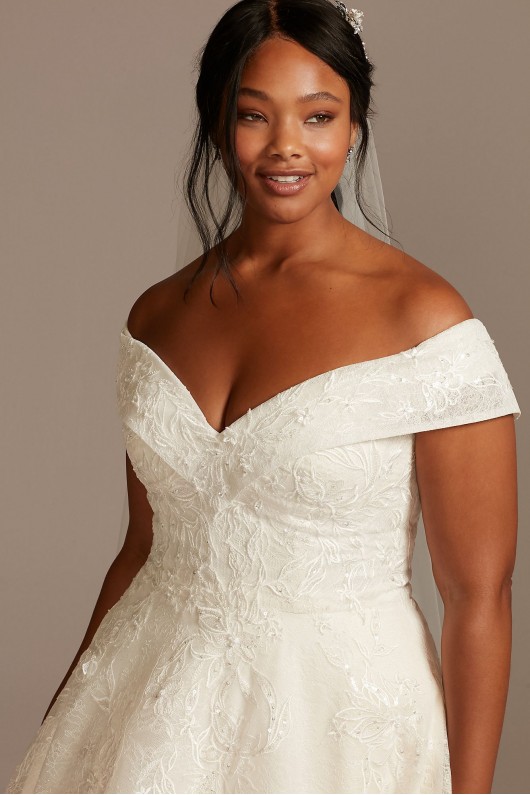 Cuff Off the Shoulder Lace Plus Size Wedding Dress  8CWG877