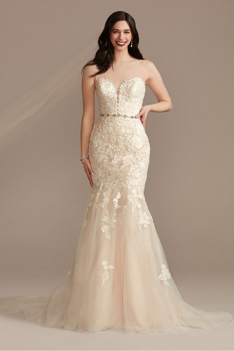 lace-applique-mermaid-strapless-wedding-dress-cwg912