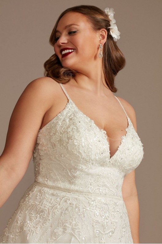 Lace Applique Tulle Plus Size Wedding Dress  8CWG905