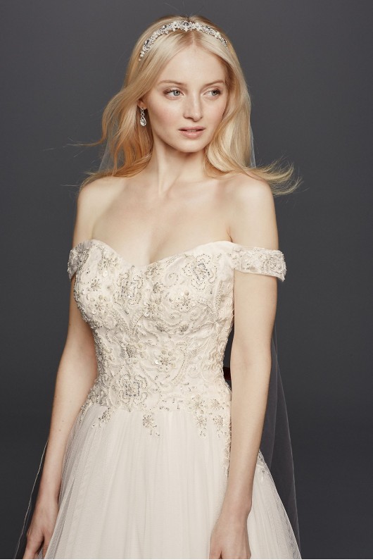  Off the Shoulder Tulle Wedding Dress  CWG729