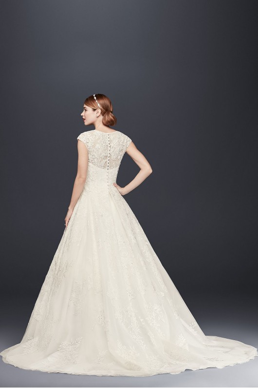  V-Neck Cap Sleeve Wedding Dress  CWG748