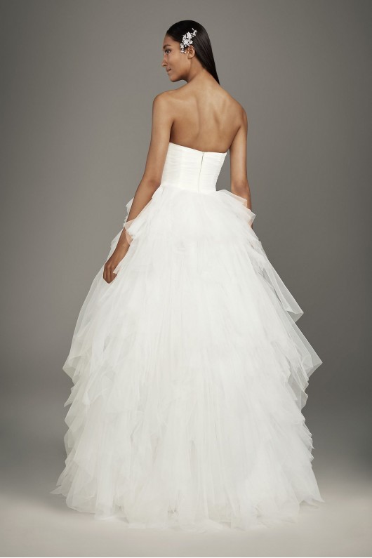 Peaked Sweetheart Tulle Ball Gown Wedding Dress VW351485