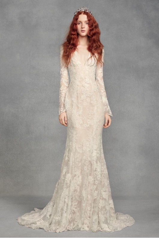 Bell Sleeve Lace Wedding Dress VW351428